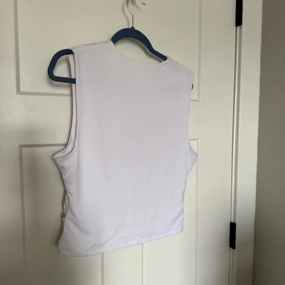 Abercrombie and fitch top - Picture 2 of 2